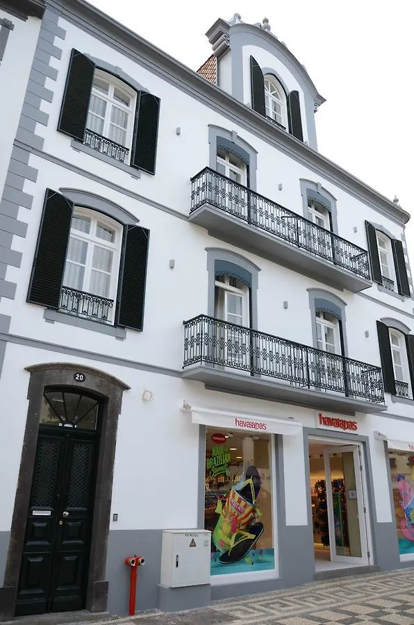 Edificio Charles 103 location